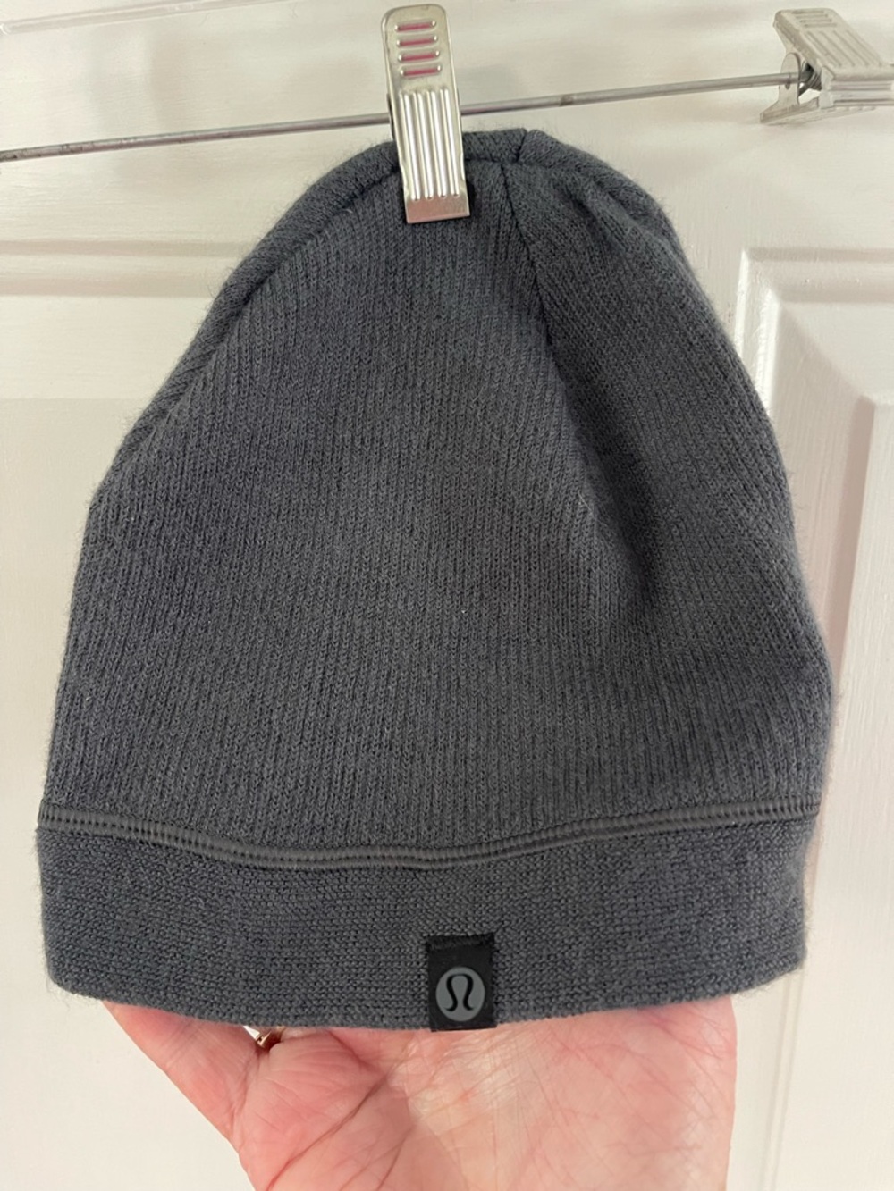 lululemon athletica Men's Dark Charcoal Knit Beanie